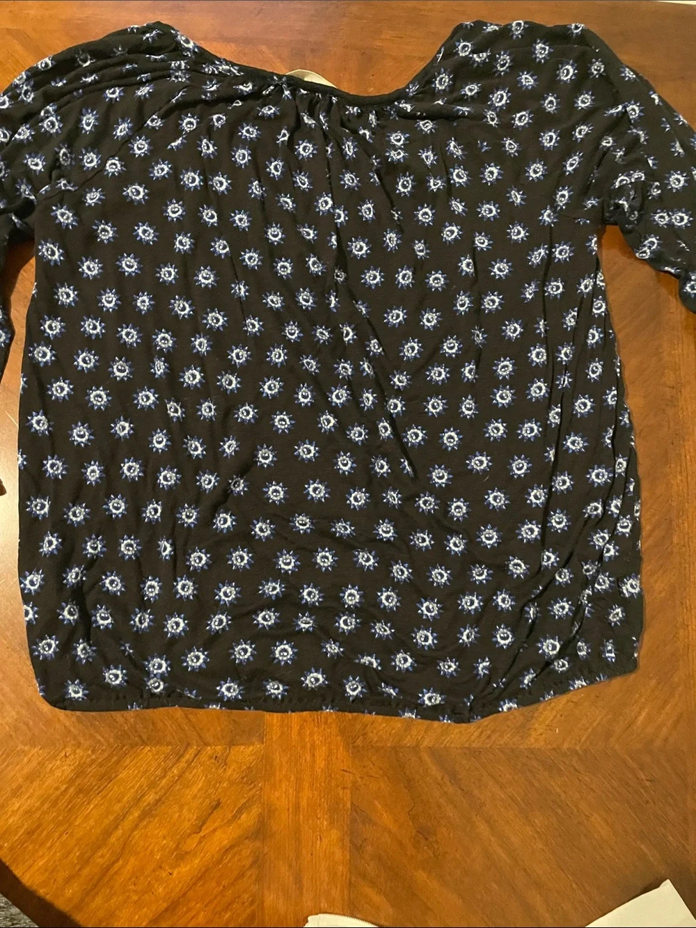 Michael Kors Scoop Neck Tunic with Blue Floral Print stretchy at sleeves/bottom